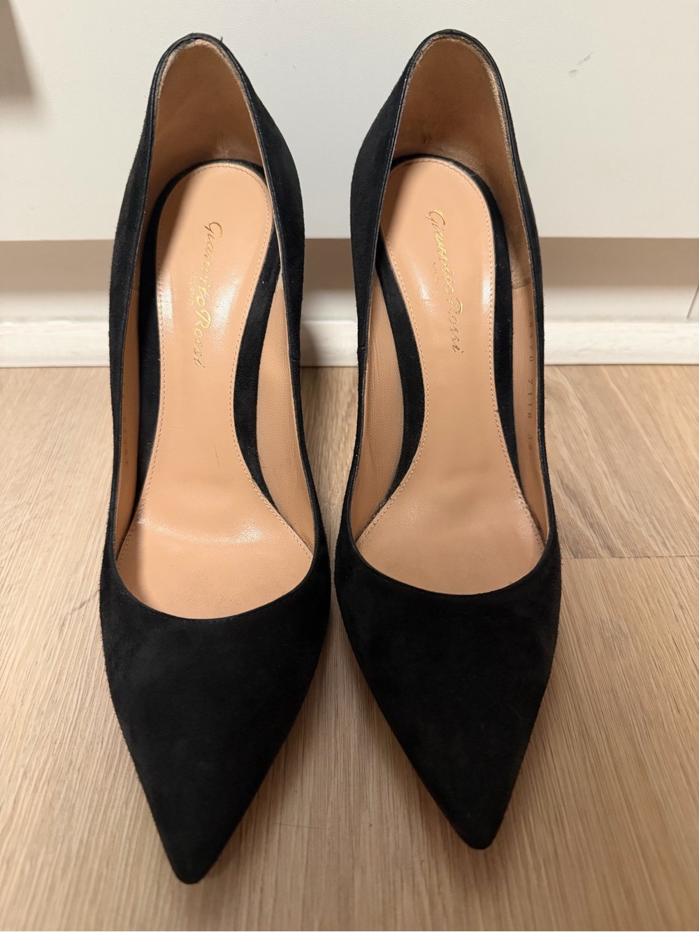 Gianvito Rossi Black Suede 105 Pumps